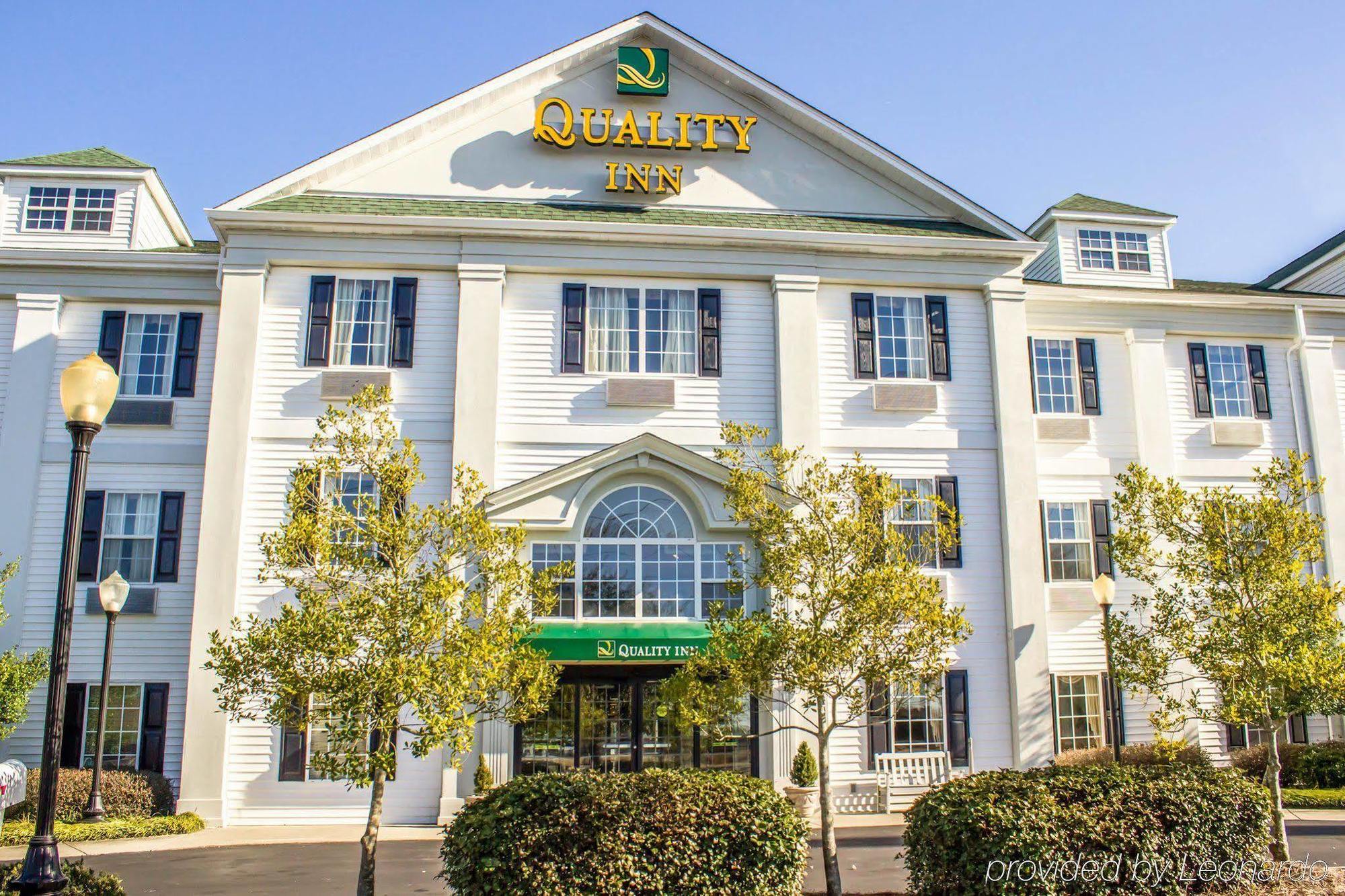 Quality Inn Goldsboro Exterior photo