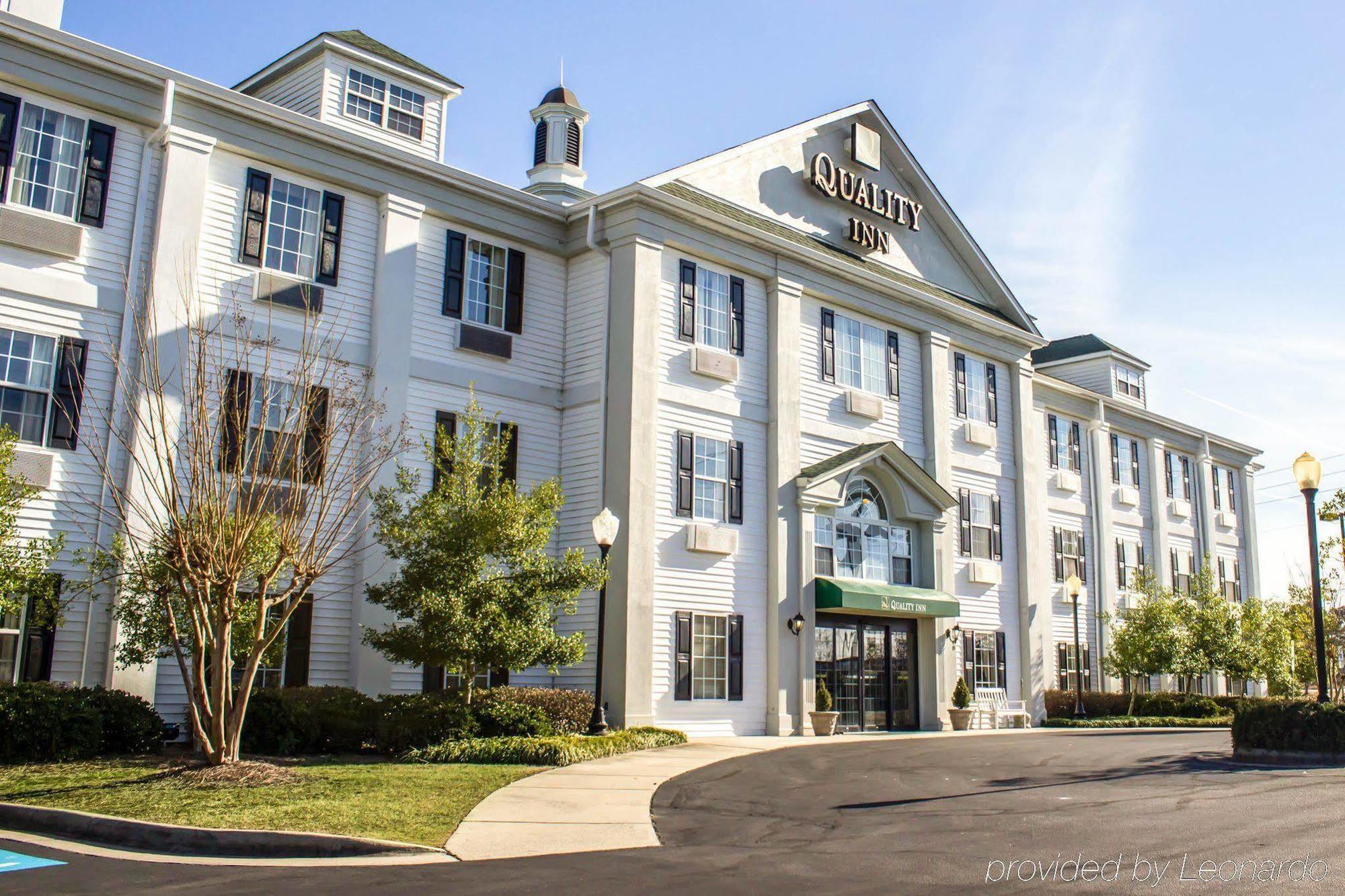 Quality Inn Goldsboro Exterior photo